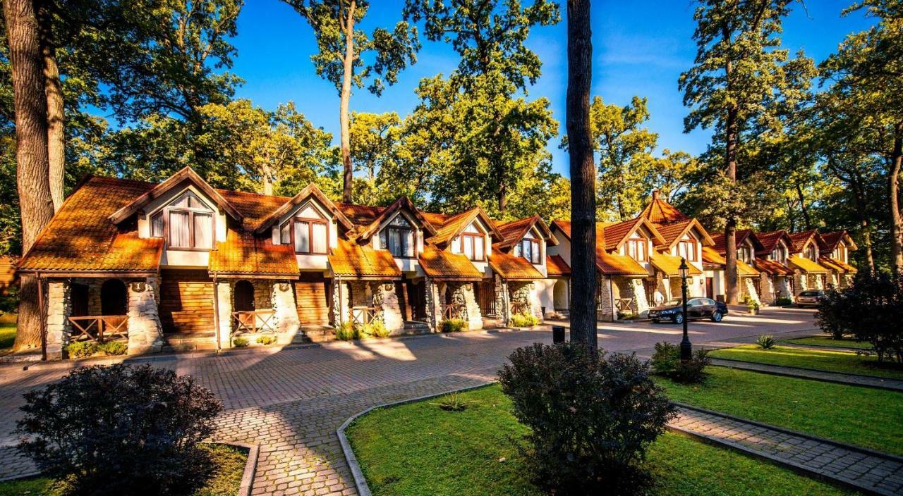 Древний Град Парк-отель Львов Экстерьер фото